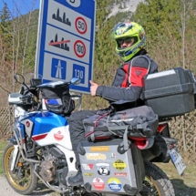 4 4